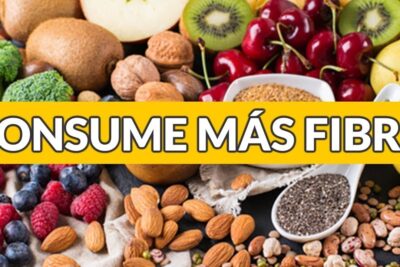 Imagen de frutas variadas, frutos secos y semillas con el mensaje 'CONSUME MÁS FIBRA' 3UYMOpsTWoQ